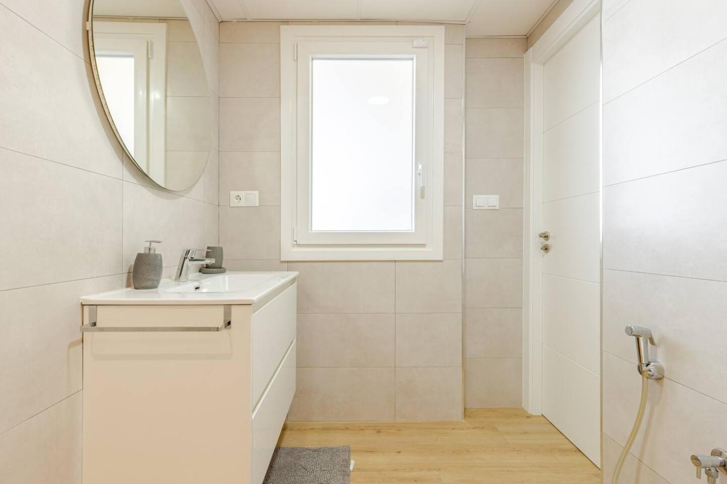 Appartement En Banana Junto Al Mar - Marbellac