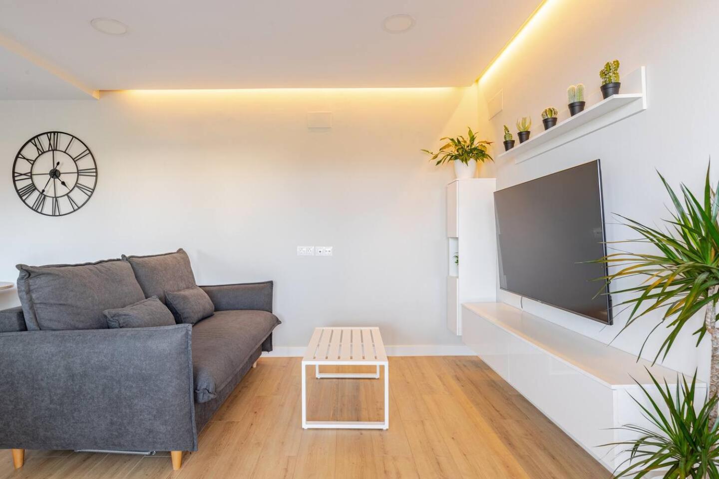 Appartement En Banana Junto Al Mar - Marbellac